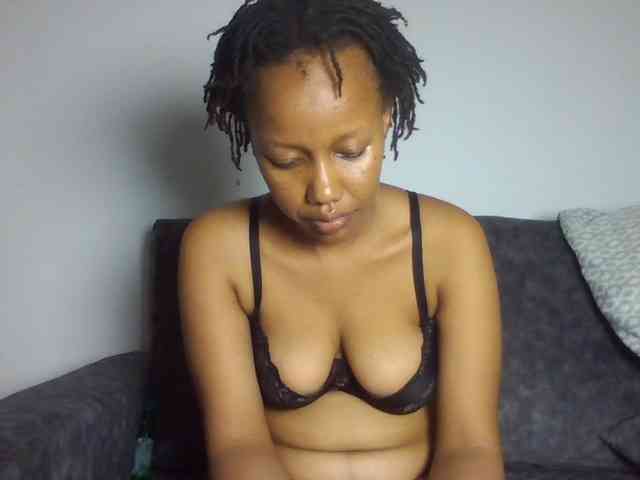 sexxypeach90 webcam