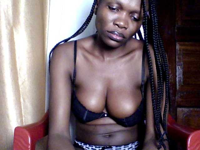 sexypie99 live cam on BongaCams