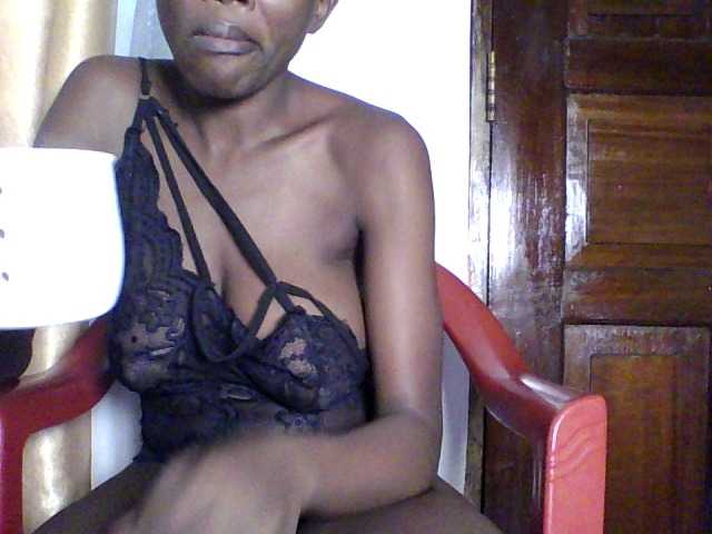 sexypie99 live cam on BongaCams
