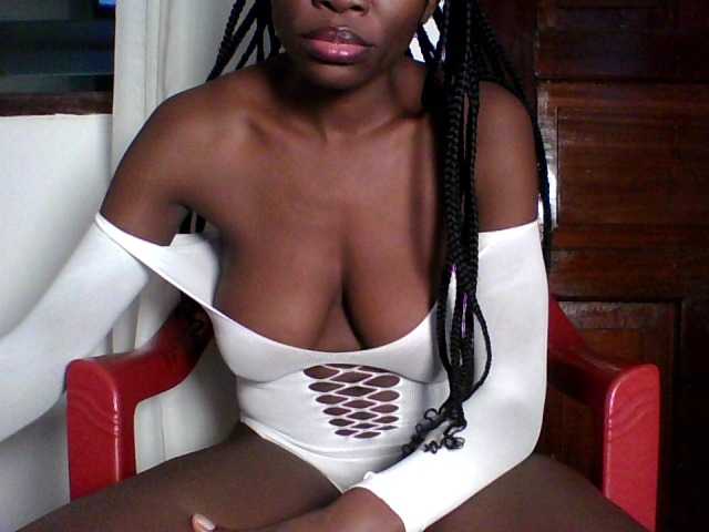 sexypie99 live cam on BongaCams