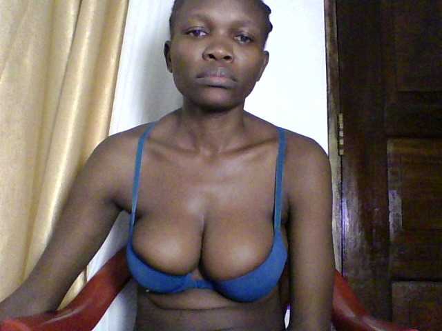 sexypie99 live cam on BongaCams