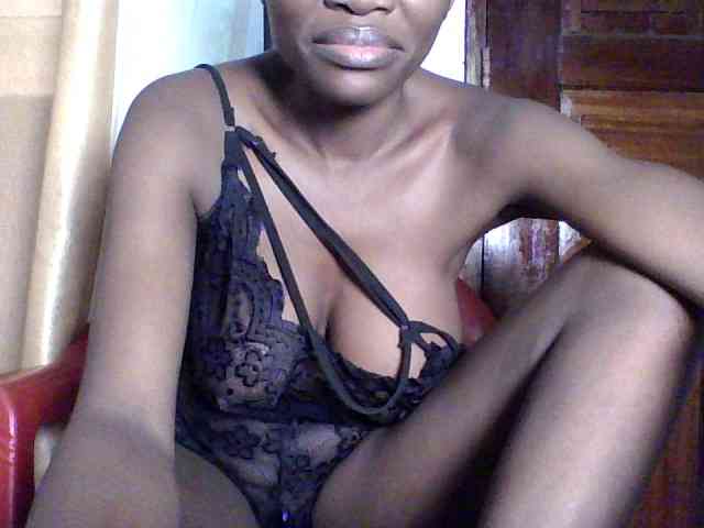 sexypie99 webcam