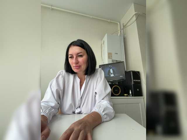Snezhana1313 live cam on BongaCams