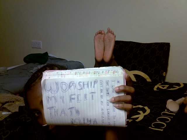 chloeuni1 live cam on BongaCams