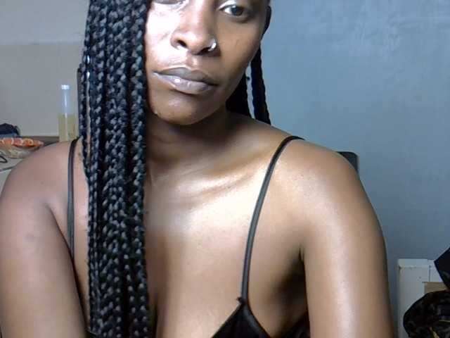 chloeuni1 live cam on BongaCams