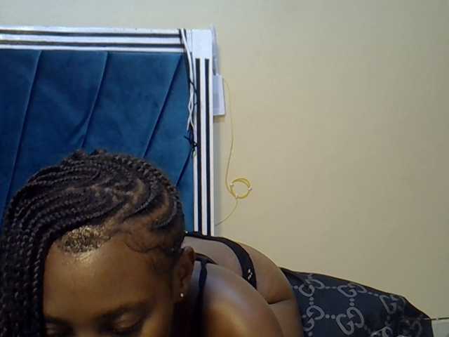 chloeuni1 live cam on BongaCams