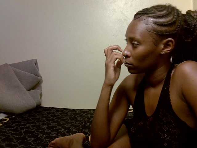 chloeuni1 live cam on BongaCams