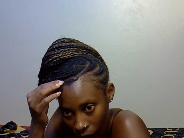 chloeuni1 live cam on BongaCams