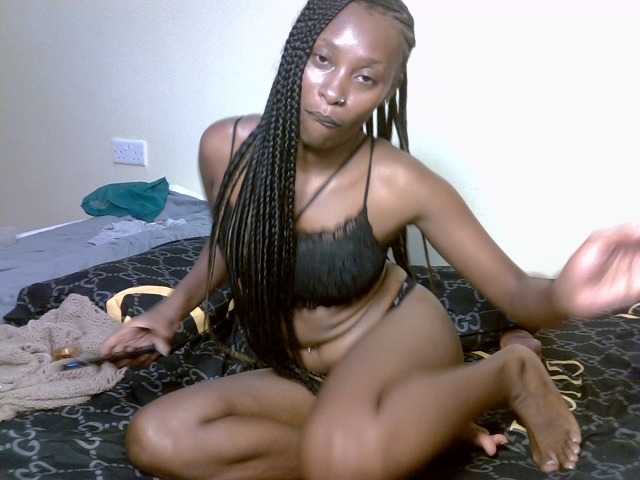 chloeuni1 live cam on BongaCams