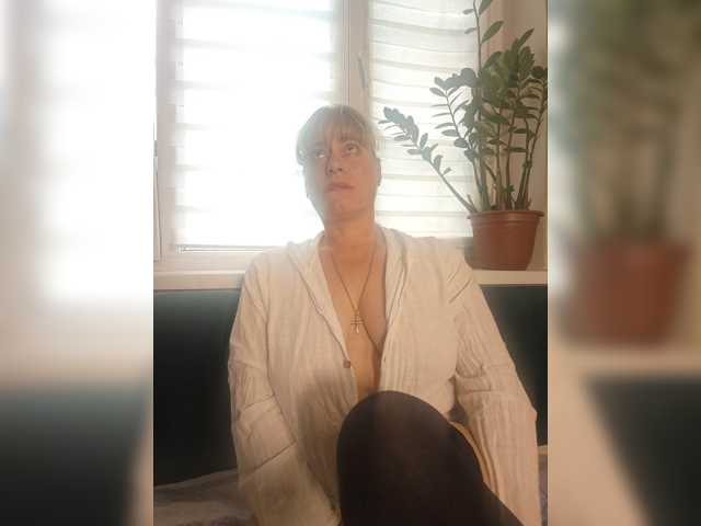 Tata-Sun77 live cam preview