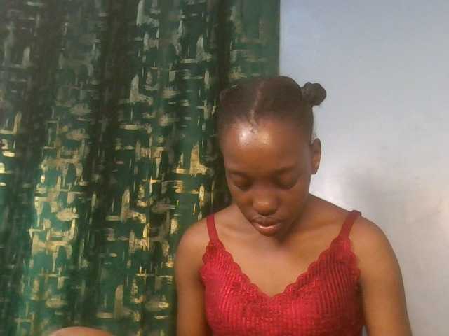 Ebonyslut7 live cam on BongaCams