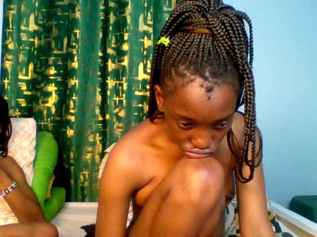 Ebonyslut7 live cam preview
