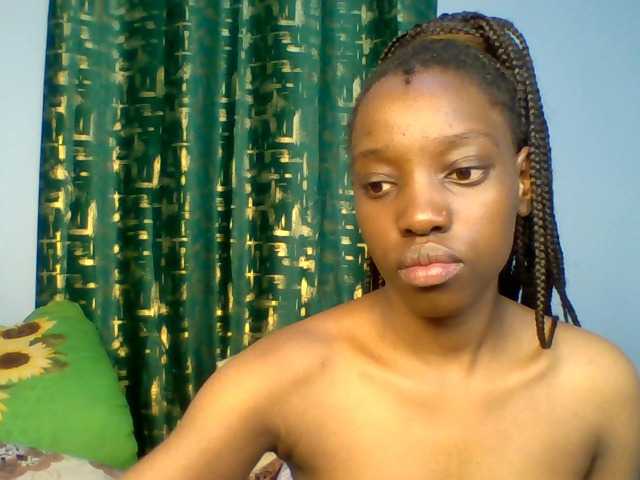 Ebonyslut7 live cam on BongaCams
