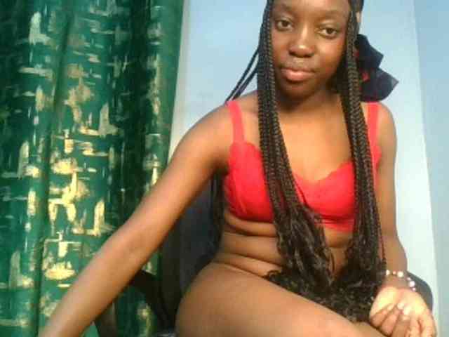 Model: Ebonyslut7