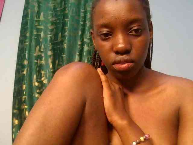 Ebonyslut7