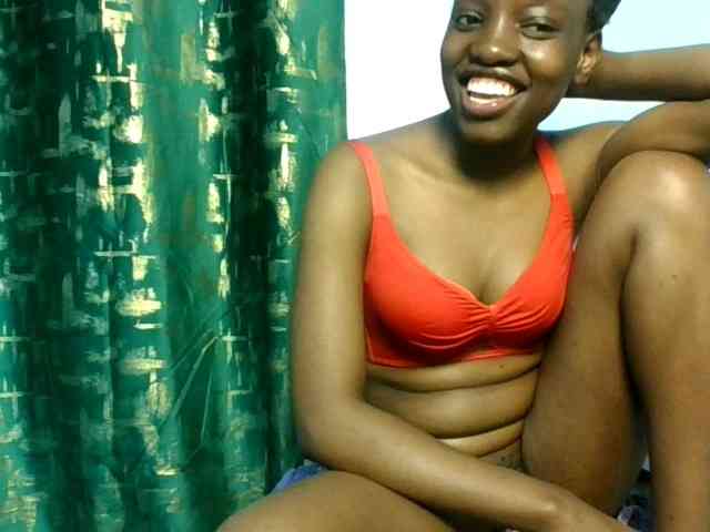 Modelo: Ebonyslut7