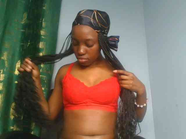 Model: Ebonyslut7