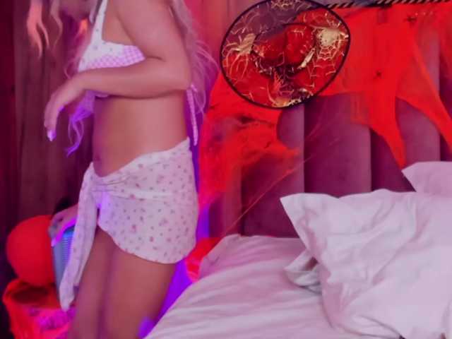 EllaMinx live cam on BongaCams