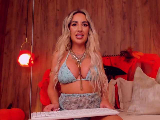 EllaMinx live cam on BongaCams