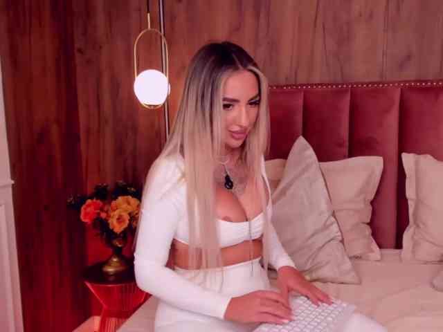 ellaminx's live room