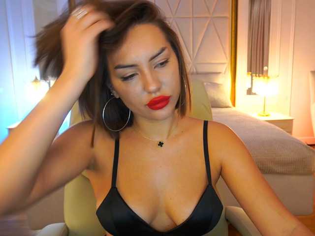 AlisaOnee live cam on BongaCams
