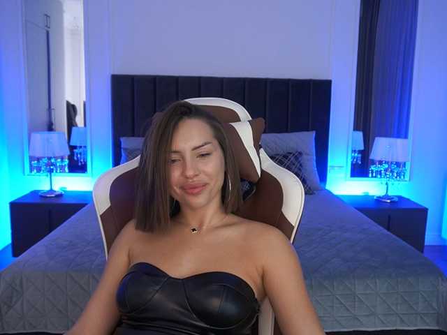 AlisaOnee live on BongaCams