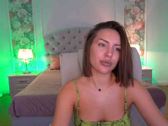 AlisaOnee webcam