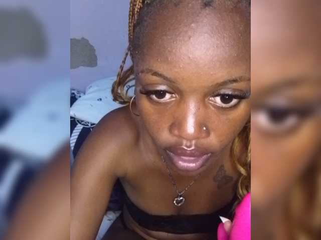 NightnurseJoy live cam on BongaCams