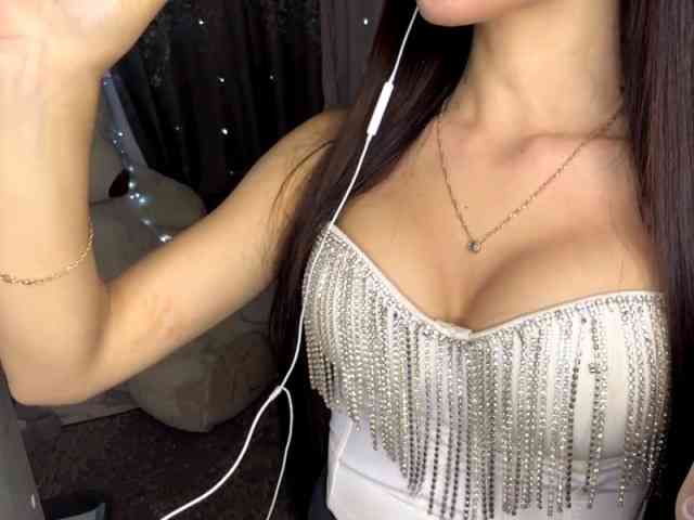 CristineFrates webcam
