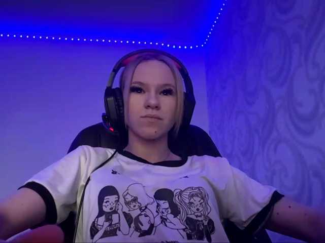 linaloawot live cam on BongaCams