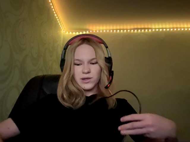 linaloawot live cam on BongaCams