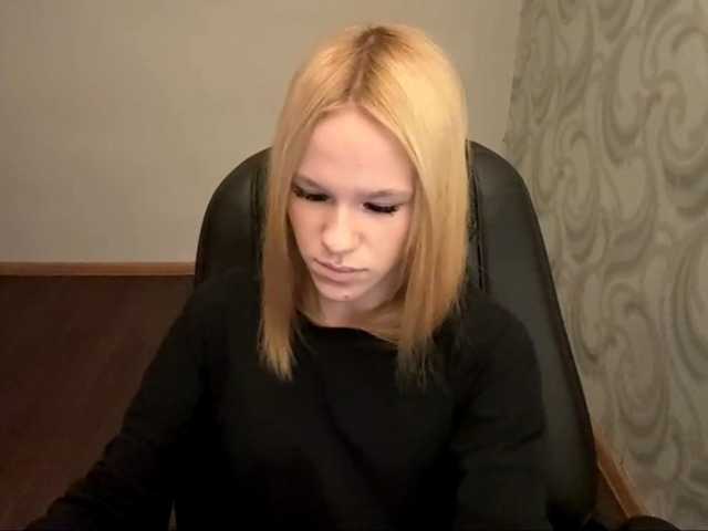 linaloawot live cam on BongaCams