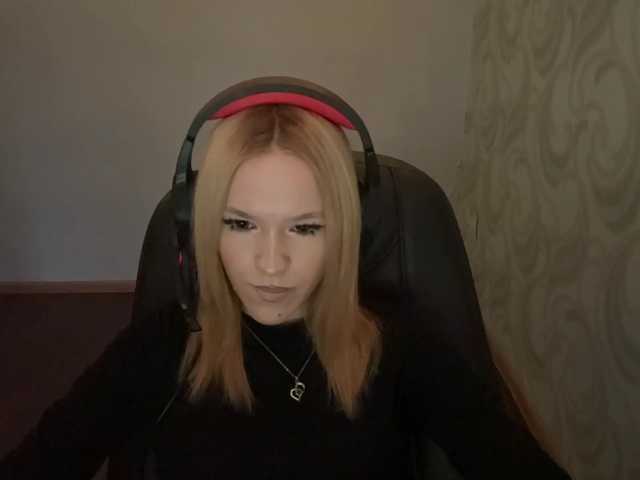 linaloawot live cam on BongaCams
