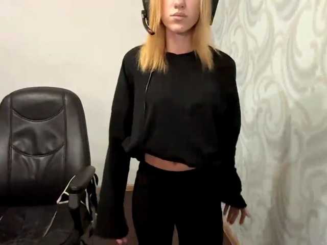linaloawot live cam on BongaCams