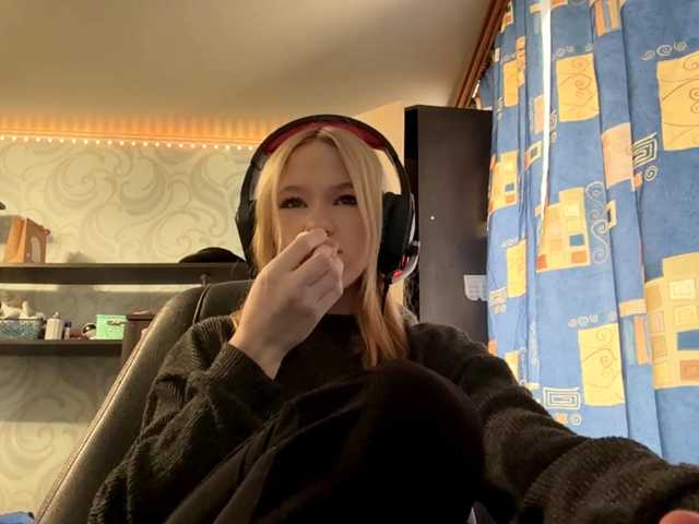 linaloawot, en vivo ahora en BongaCams
