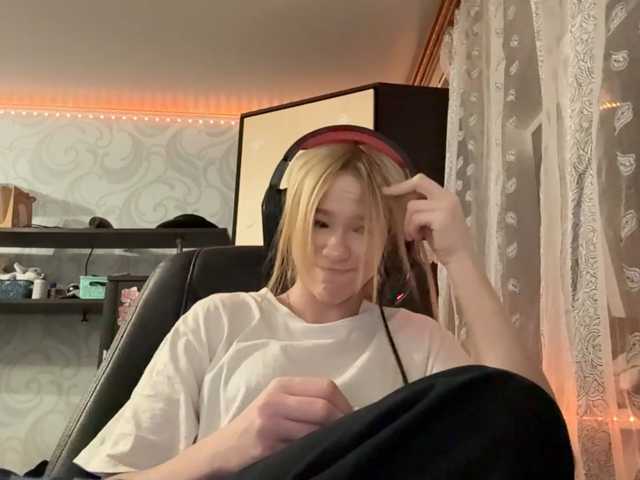 linaloawot live cam on BongaCams