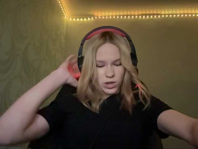 linaloawot live cam on BongaCams