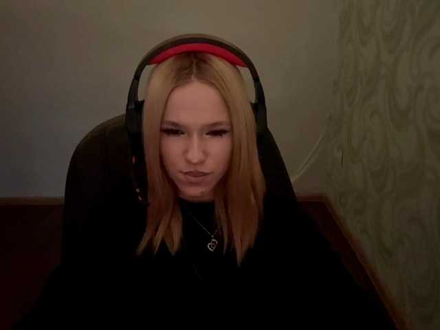linaloawot live cam on BongaCams