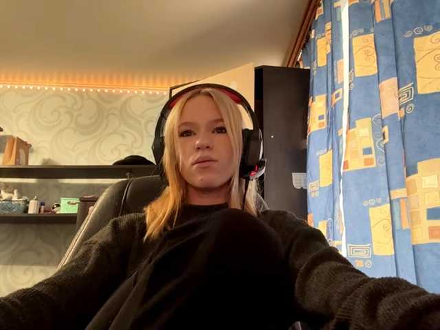 linaloawot live cam on BongaCams