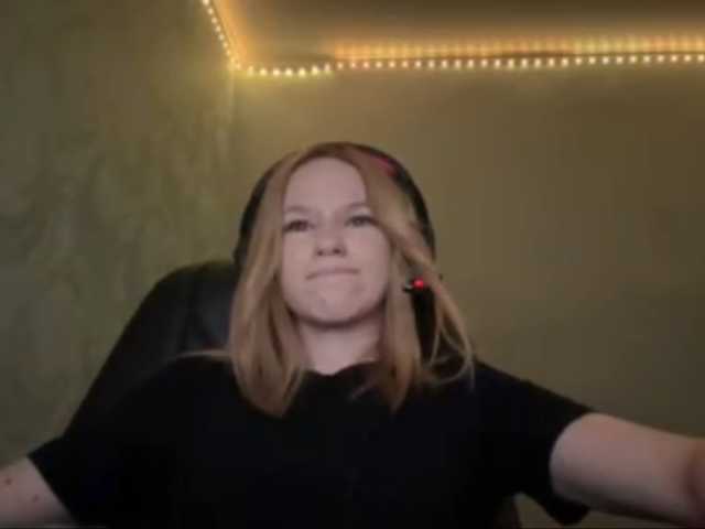 linaloawot live cam on BongaCams