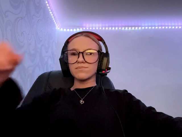 linaloawot live cam preview