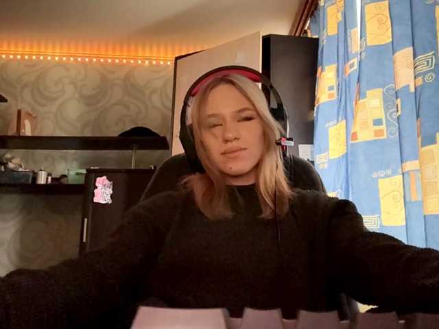 linaloawot, en vivo ahora en BongaCams