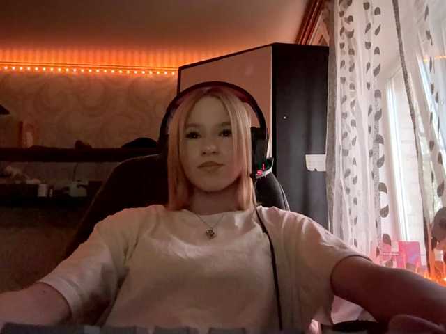 linaloawot live cam on BongaCams