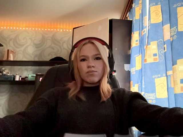 linaloawot live cam on BongaCams