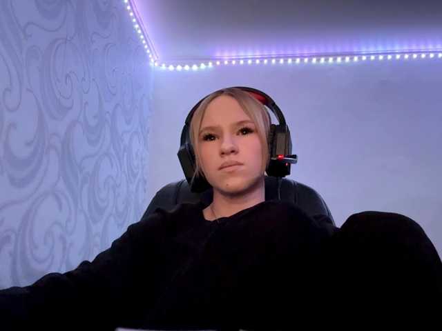 linaloawot live cam on BongaCams