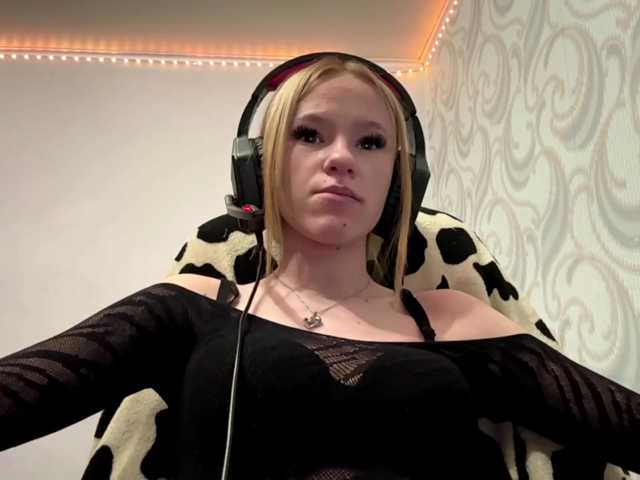 linaloawot live cam on BongaCams