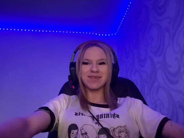 linaloawot live cam on BongaCams
