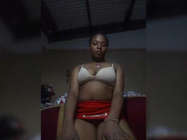 Milah2 live cam on BongaCams