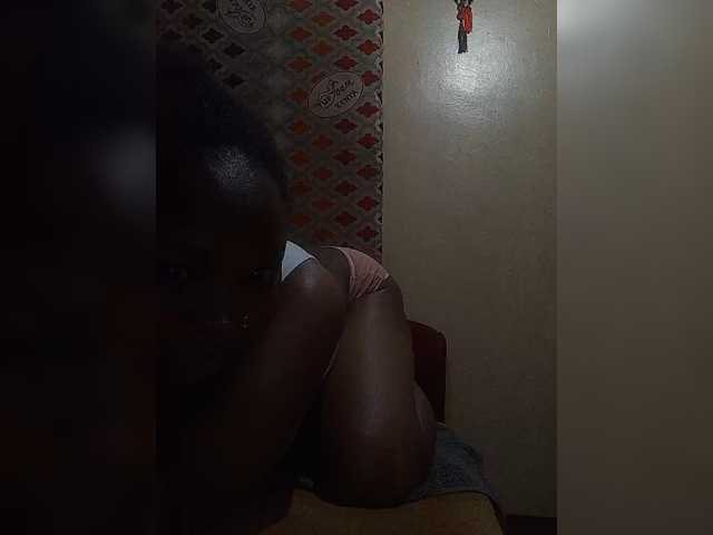 Milah2 live cam on BongaCams