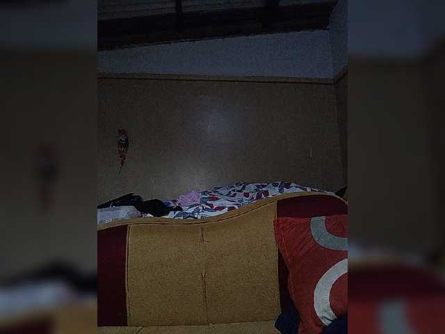 Milah2 live cam preview